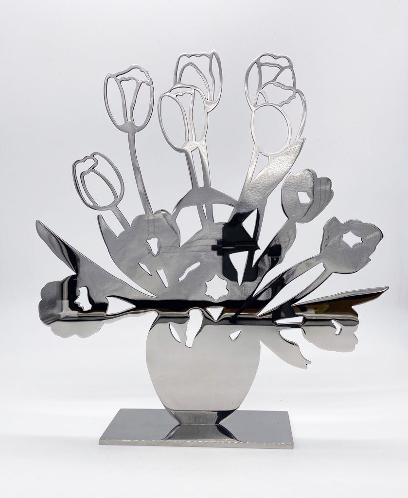 Debbie Carfagno, Twelve Tulips (2019)